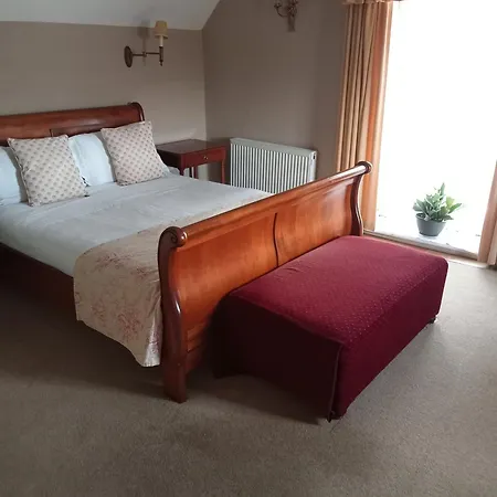 Meath Arms Country Bed & Breakfast 4*
