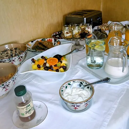 Meath Arms Country 住宿加早餐酒店 4*